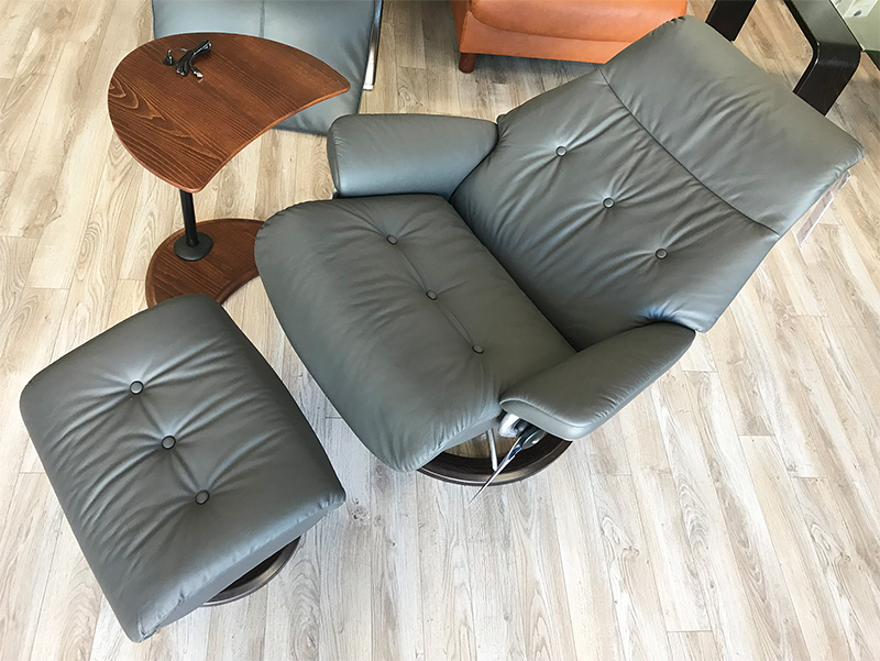 Stressless Sky Signature Wenge Wood Base Recliner Chair and Ottoman in Paloma Rock Leather