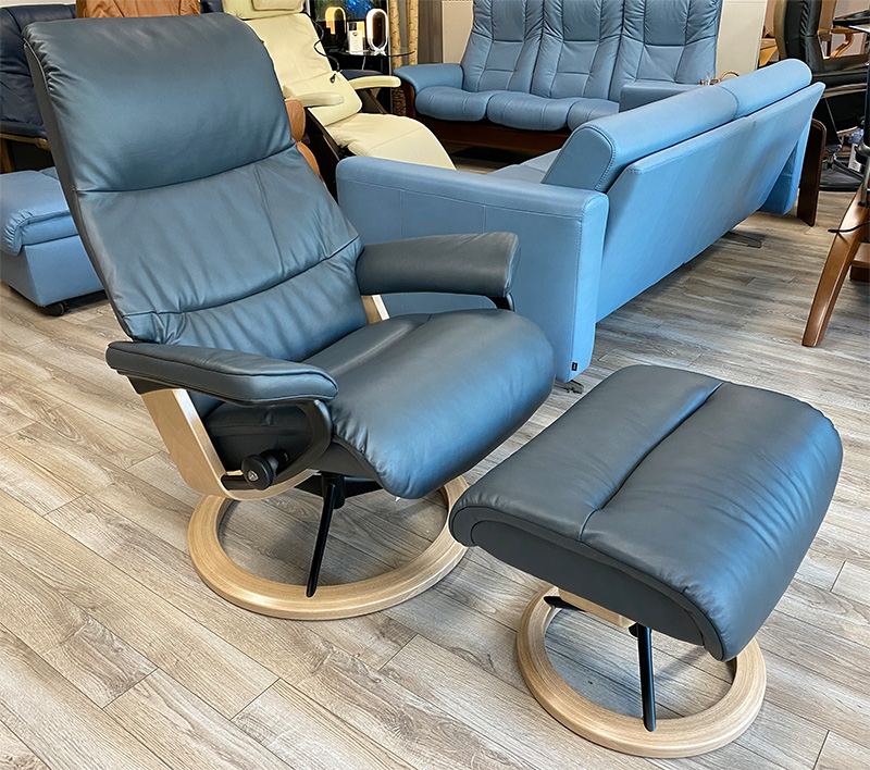 Stressless View Signature Matte Black Base Paloma Shadow Blue Leather with Oak Wood Stain Base Recliner Chair by Ekornes